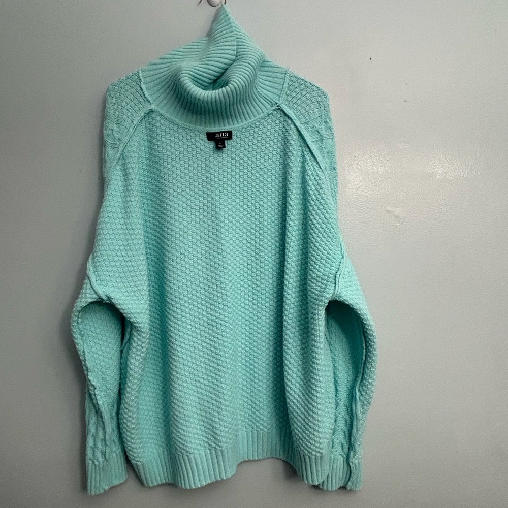 ANA sweater - Picture 2 of 14